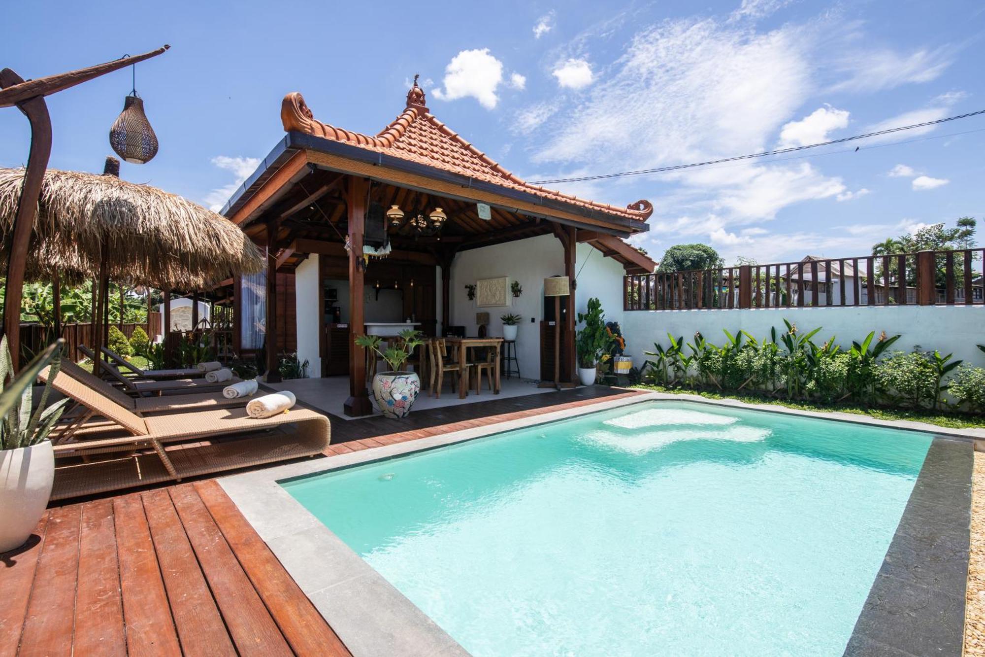 Joglo Pascaline Hotel Dalung  Exterior photo
