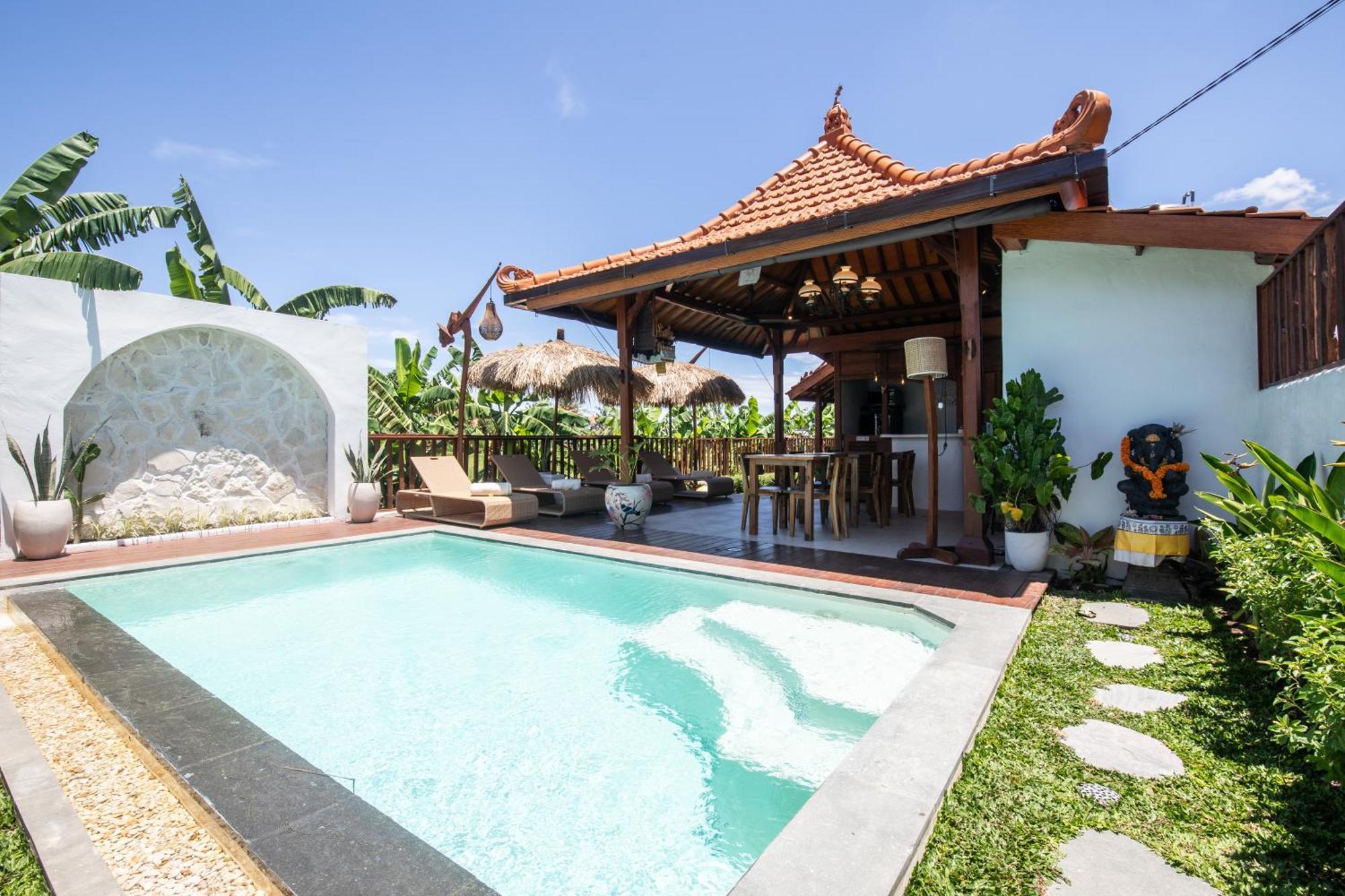 Joglo Pascaline Hotel Dalung  Exterior photo