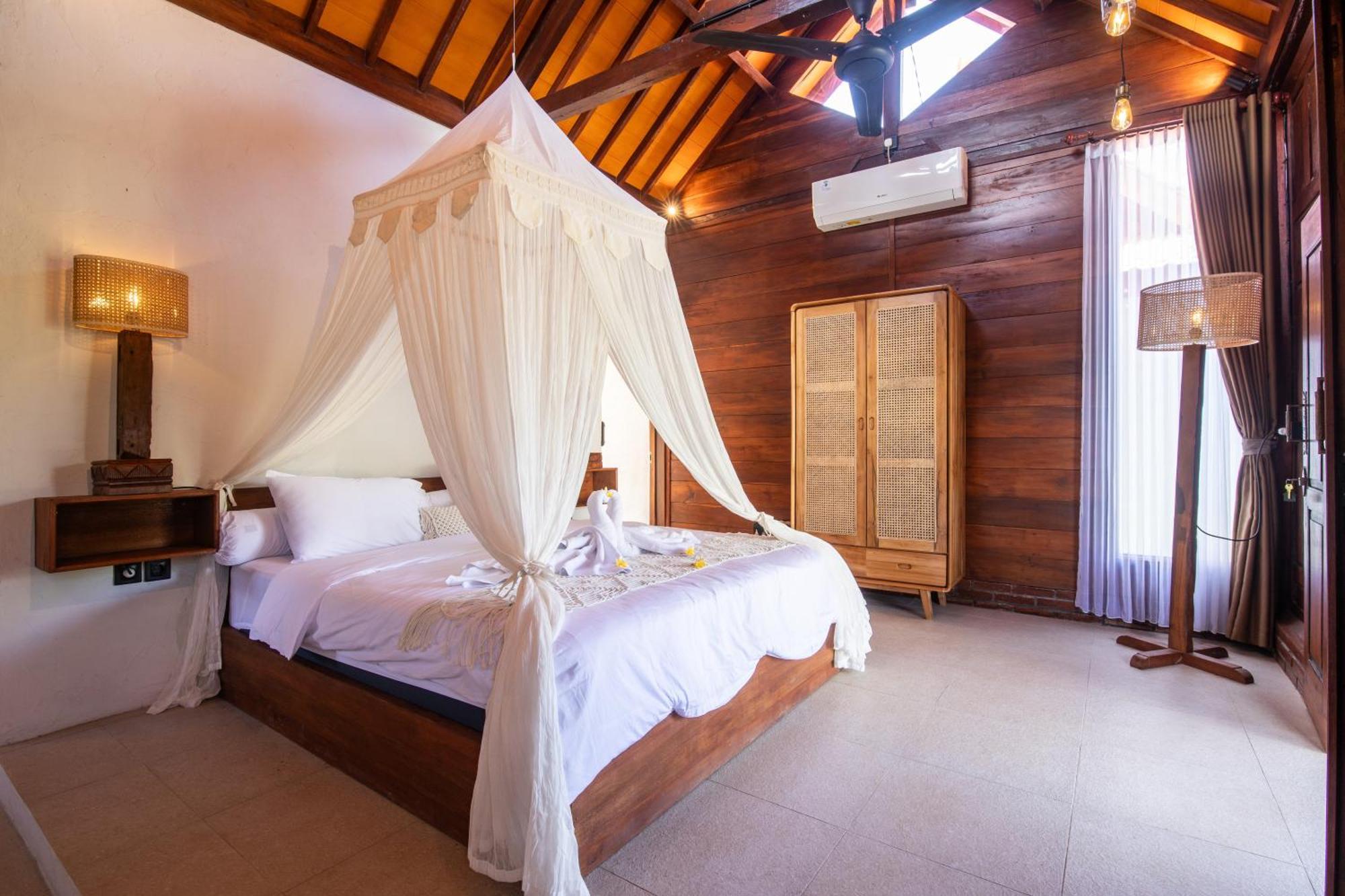Joglo Pascaline Hotel Dalung  Exterior photo
