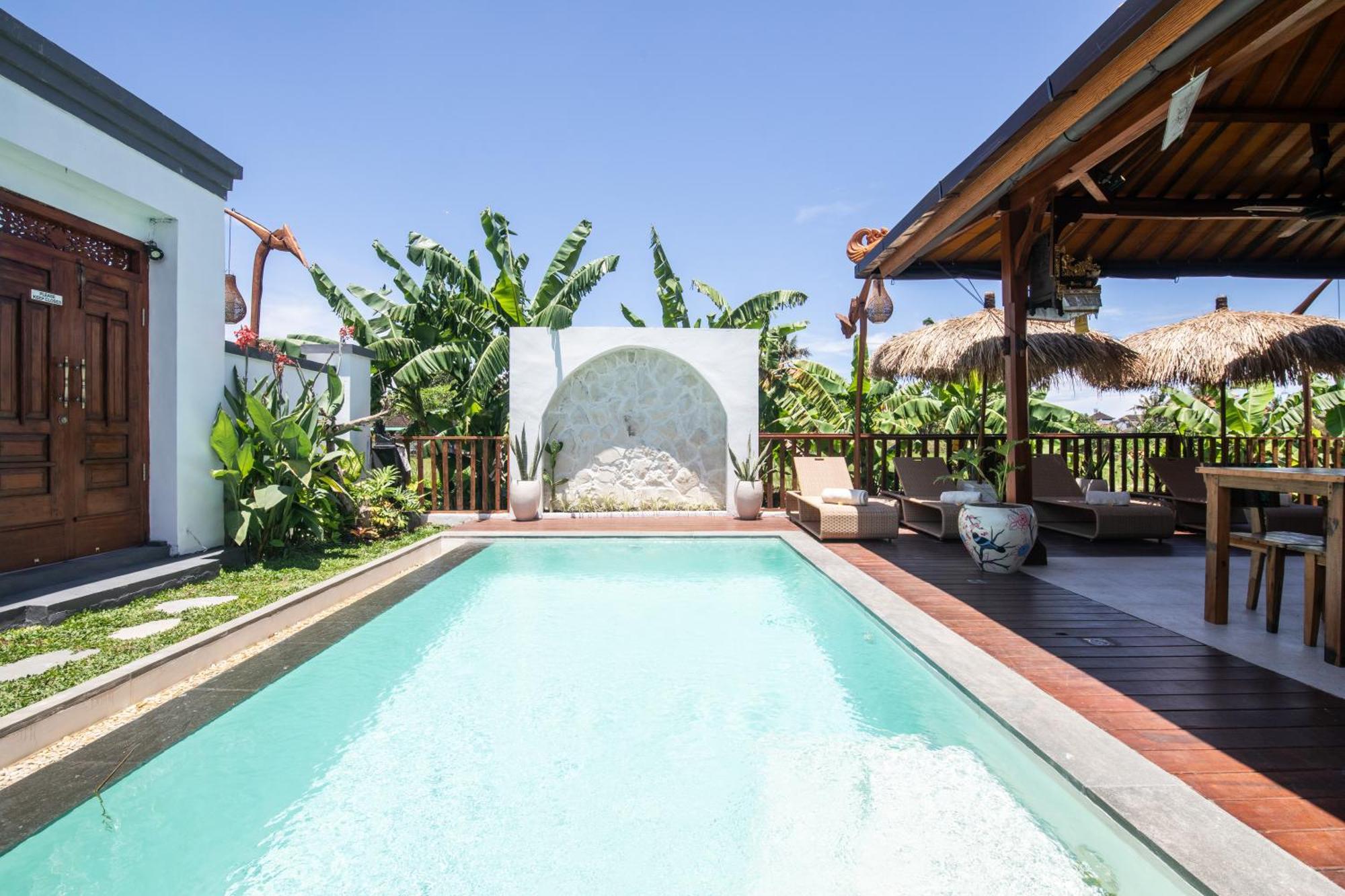 Joglo Pascaline Hotel Dalung  Exterior photo