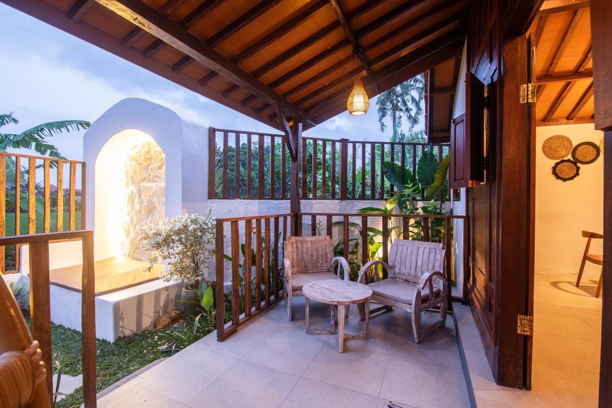 Joglo Pascaline Hotel Dalung  Exterior photo